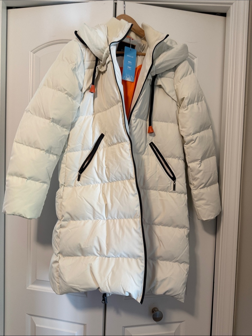 OROLAY Women's Long White Puffer Coat with Hood - Picture 2 of 6